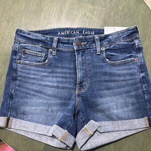 American Eagle shorts- next level- midi size 8 NWT